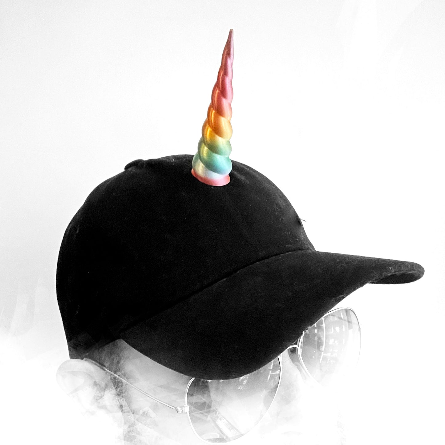 Gorra con cuernos - UNICORNIO