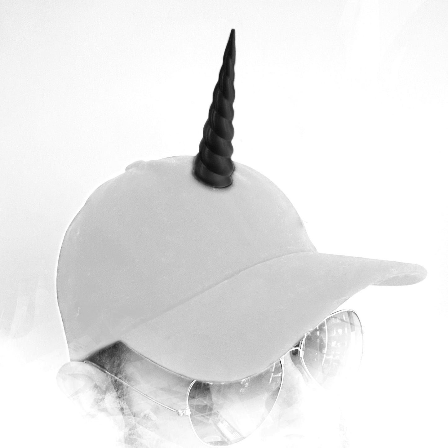 Gorra con cuernos - UNICORNIO