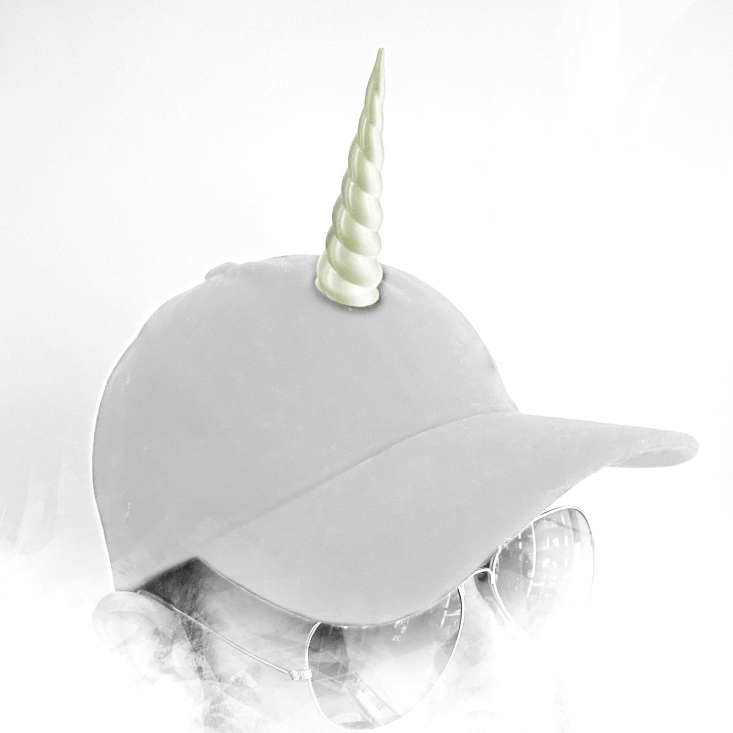 Gorra con cuernos - UNICORNIO